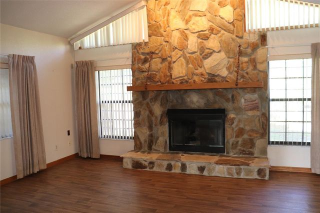 1112 NE 130 TERRACE, Silver Springs, FL 34488