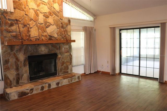 1112 NE 130 TERRACE, Silver Springs, FL 34488