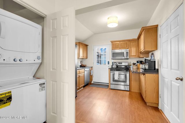 21 Center Street, Sea Bright, NJ 07760