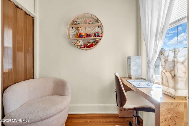 21 Center Street, Sea Bright, NJ 07760