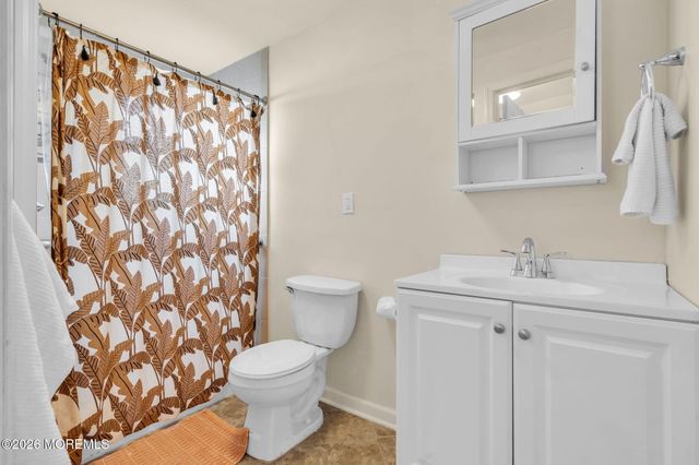 21 Center Street, Sea Bright, NJ 07760