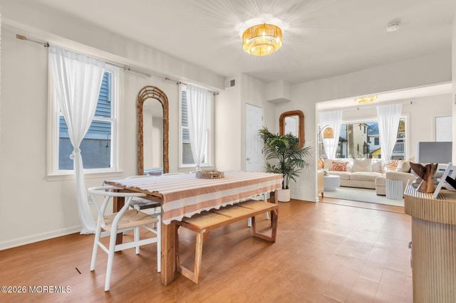 21 Center Street, Sea Bright, NJ 07760
