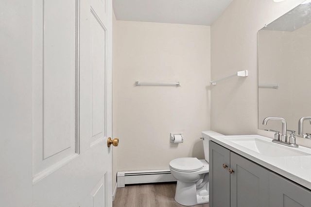 1909 N NICHOLAS STREET, Appleton, WI 54914