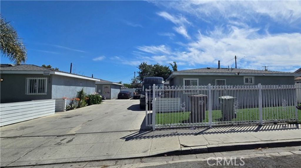 348 W Peach Street, Compton, CA 90222