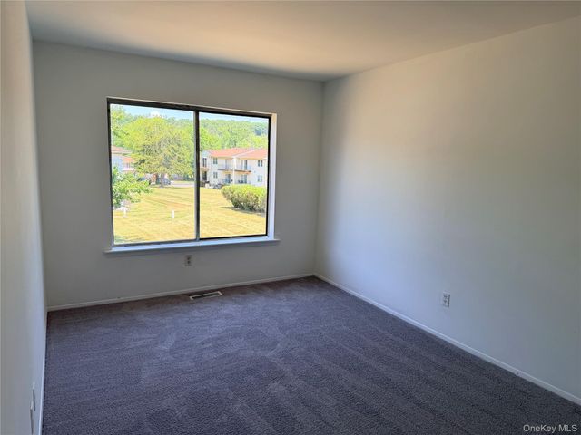 276 Temple Hill Road 906, New Windsor, NY 12553