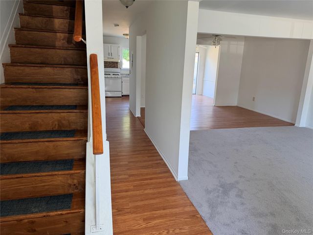 276 Temple Hill Road 906, New Windsor, NY 12553