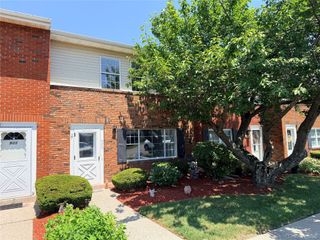 276 Temple Hill Road 906, New Windsor, NY 12553