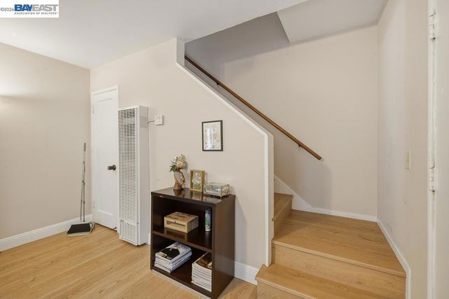 15289 Upton Ave, San Leandro, CA 94578