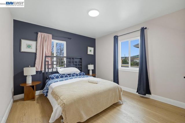 15289 Upton Ave, San Leandro, CA 94578