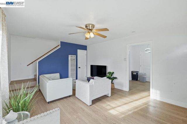 15289 Upton Ave, San Leandro, CA 94578