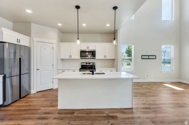 261 W 630 N, Vineyard, UT 84059