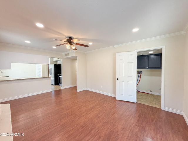 15851 N 24TH Avenue, Phoenix, AZ 85023