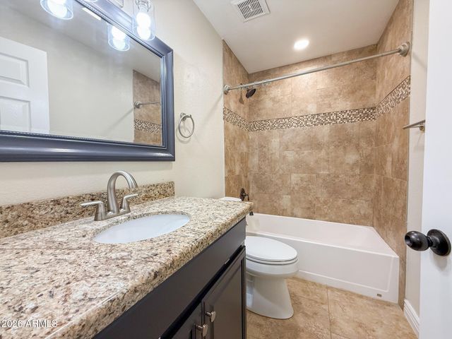 15851 N 24TH Avenue, Phoenix, AZ 85023
