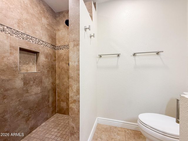 15851 N 24TH Avenue, Phoenix, AZ 85023