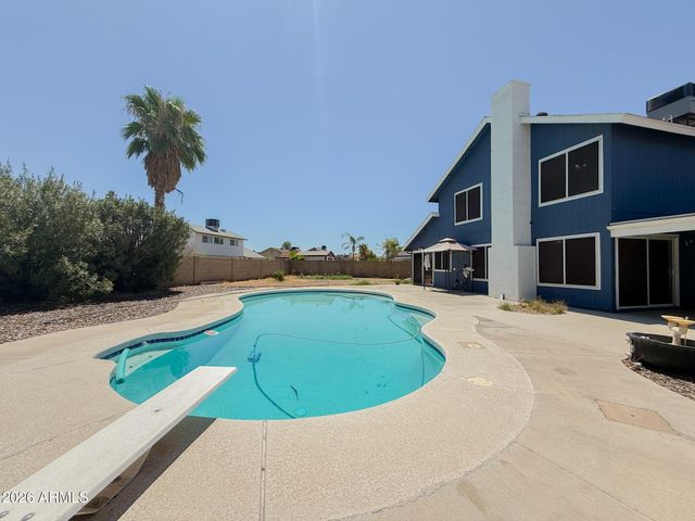 15851 N 24TH Avenue, Phoenix, AZ 85023