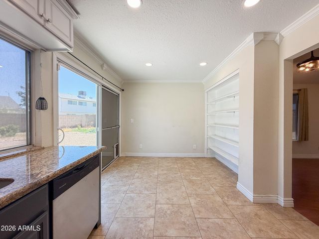 15851 N 24TH Avenue, Phoenix, AZ 85023