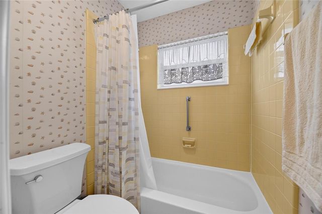 1743 COCO PALM CIRCLE, Sun City Center, FL 33573
