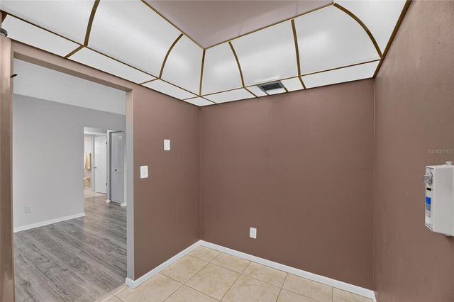 1743 COCO PALM CIRCLE, Sun City Center, FL 33573