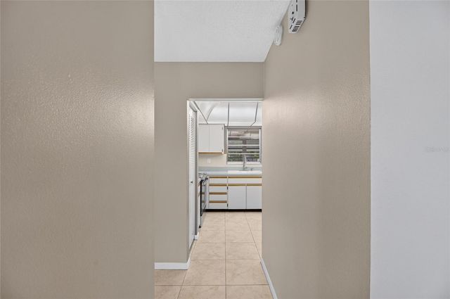 1743 COCO PALM CIRCLE, Sun City Center, FL 33573