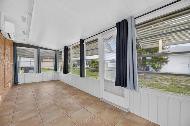 1743 COCO PALM CIRCLE, Sun City Center, FL 33573