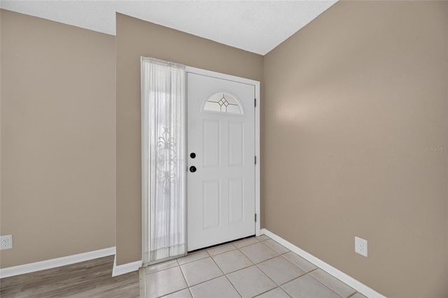 1743 COCO PALM CIRCLE, Sun City Center, FL 33573