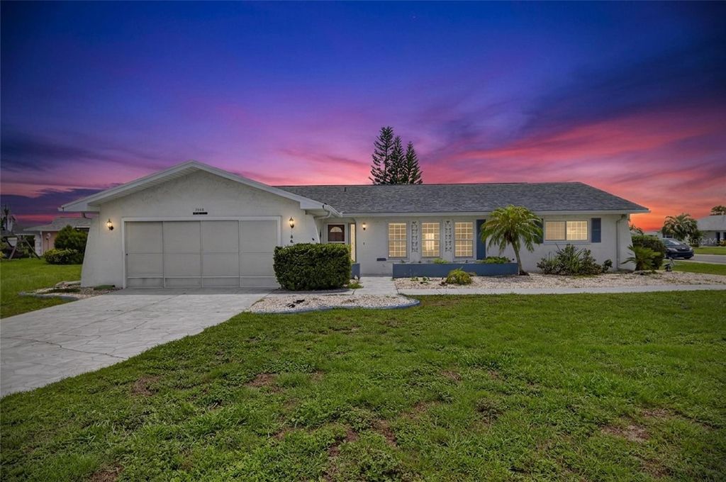 1743 COCO PALM CIRCLE, Sun City Center, FL 33573