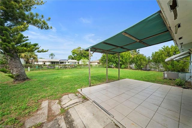 406 15th AVE, Cape Coral, FL 33909