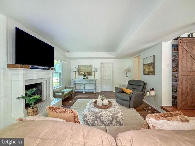 152 ASPEN RD, Yardley, PA 19067