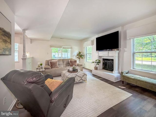 152 ASPEN RD, Yardley, PA 19067
