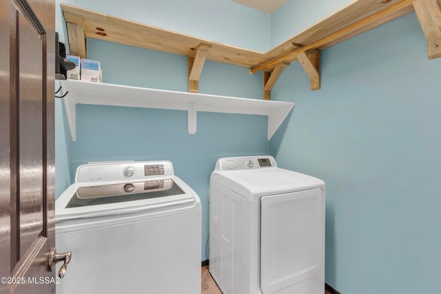 7173 W Dimming Star Drive, Tucson, AZ 85743