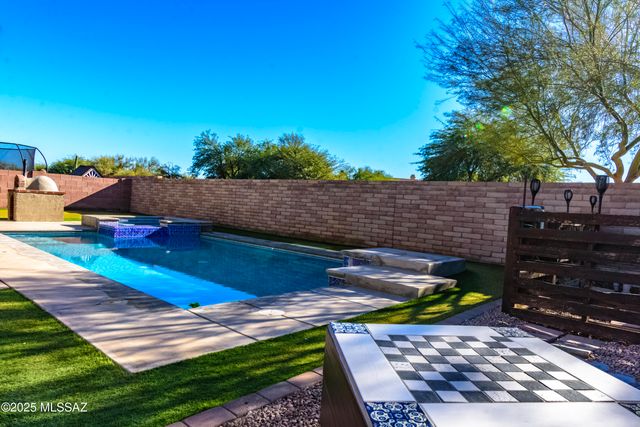 7173 W Dimming Star Drive, Tucson, AZ 85743