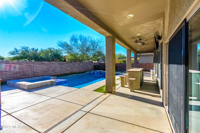 7173 W Dimming Star Drive, Tucson, AZ 85743