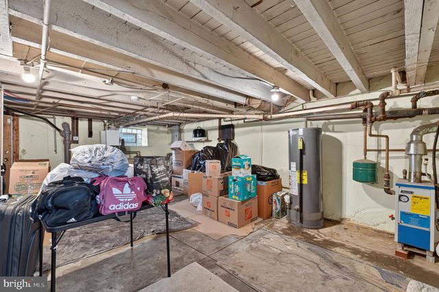 226 W LAVEER ST, Philadelphia, PA 19120