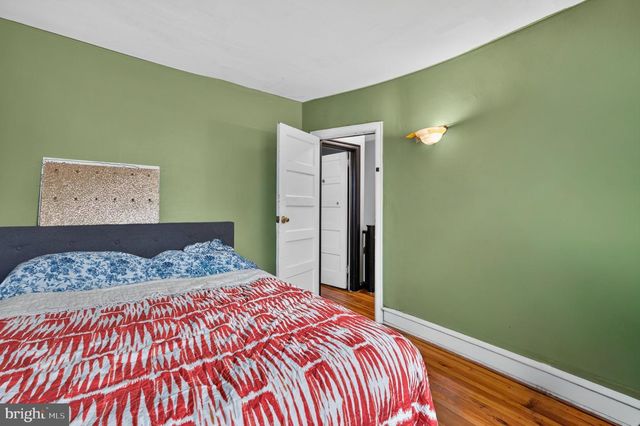 226 W LAVEER ST, Philadelphia, PA 19120