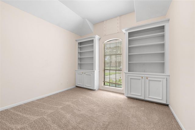 3111 Meadow Oak Drive, Houston, TX 77068