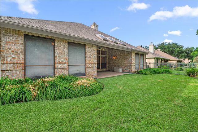 3111 Meadow Oak Drive, Houston, TX 77068