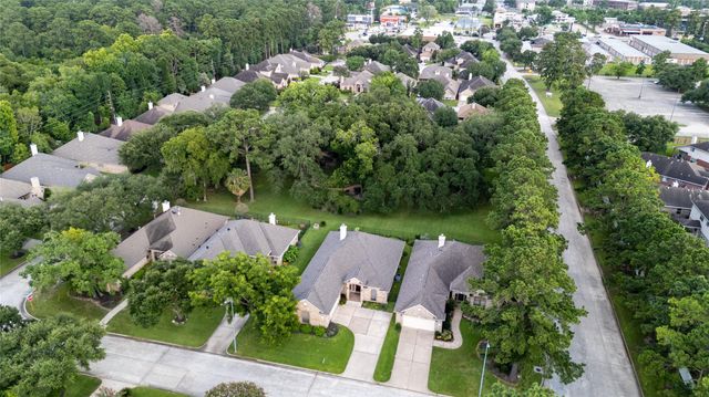 3111 Meadow Oak Drive, Houston, TX 77068