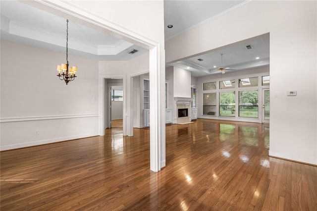 3111 Meadow Oak Drive, Houston, TX 77068