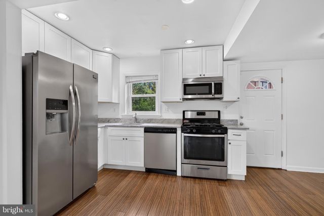 1017 BOOKER DR, Capitol Heights, MD 20743