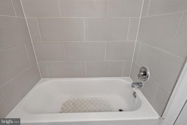 1017 BOOKER DR, Capitol Heights, MD 20743