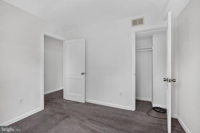 1017 BOOKER DR, Capitol Heights, MD 20743