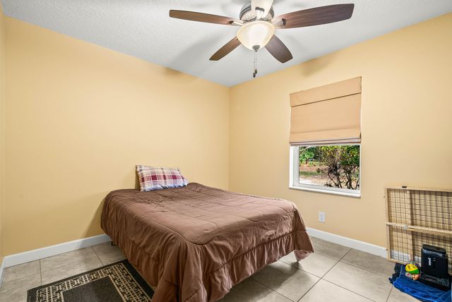 2195 F Road, Loxahatchee Groves, FL 33470