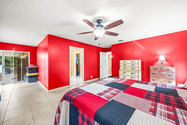 2195 F Road, Loxahatchee Groves, FL 33470