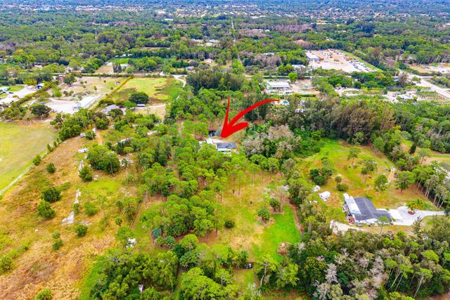 2195 F Road, Loxahatchee Groves, FL 33470