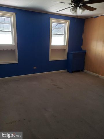502 W GIRARD ST, Mount Carmel, PA 17851