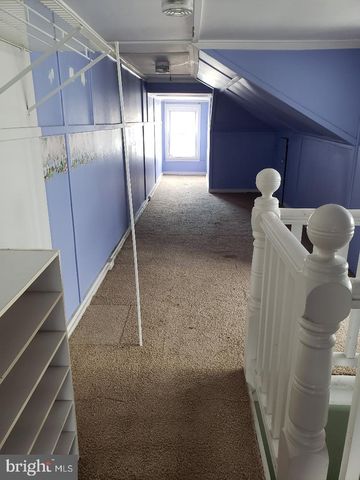 502 W GIRARD ST, Mount Carmel, PA 17851
