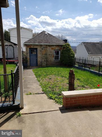 502 W GIRARD ST, Mount Carmel, PA 17851