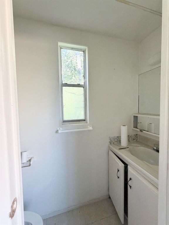 Image 22 of property listing at 3057 S Higuera Street # 138, San Luis Obispo, CA 93401