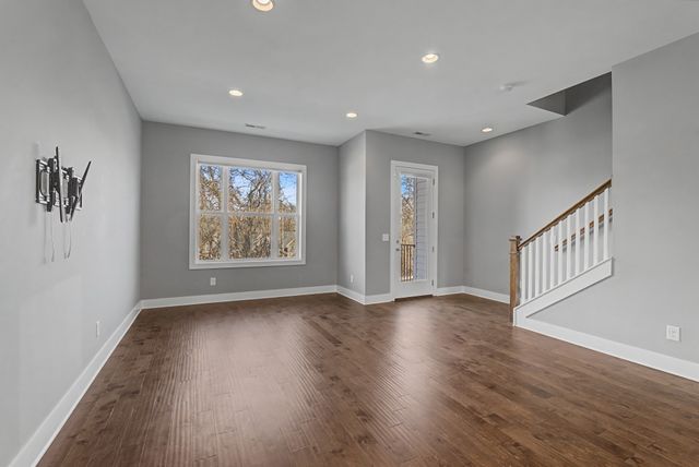 732 James Ave, Nashville, TN 37209