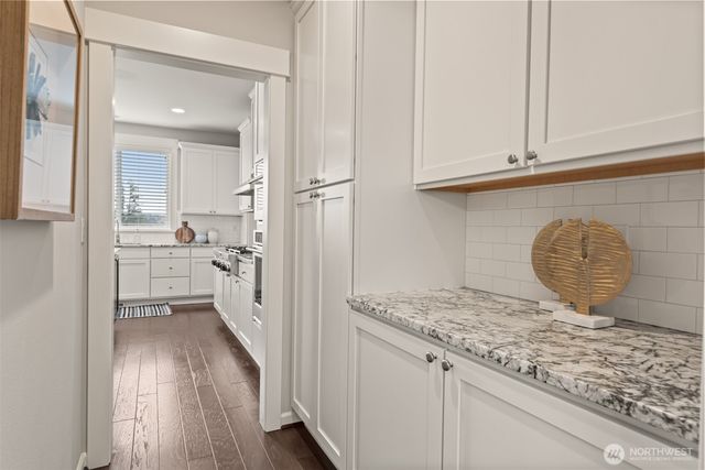 19420 109th Court NE, Bothell, WA 98011